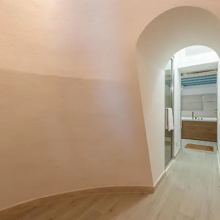 Apartment Karalis Relais