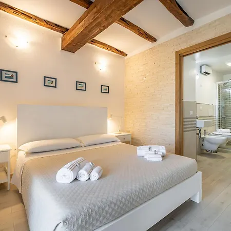 Karalis Relais דירה