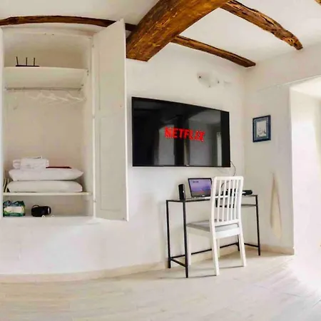 Karalis Relais *
